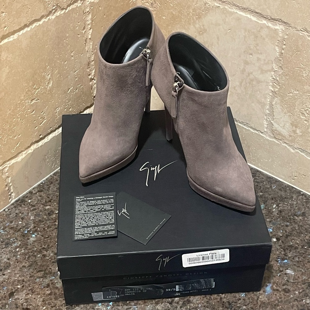 Giuseppe Zanotti Suede Booties